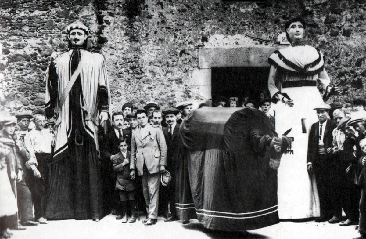 Fotografia de la mulassa als anys 1920
