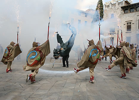El Drac i els Diables a la cercavila del dia 29