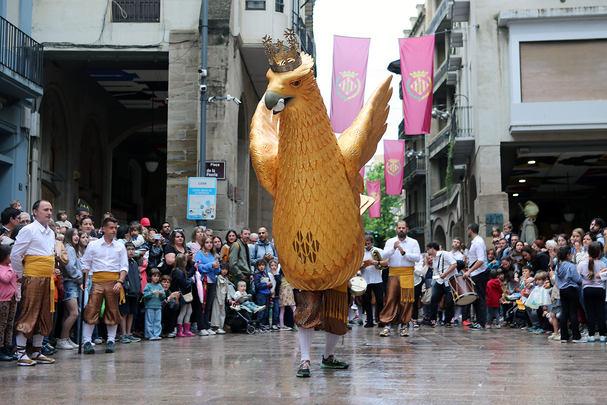 Ball solemne durant la festa major de maig