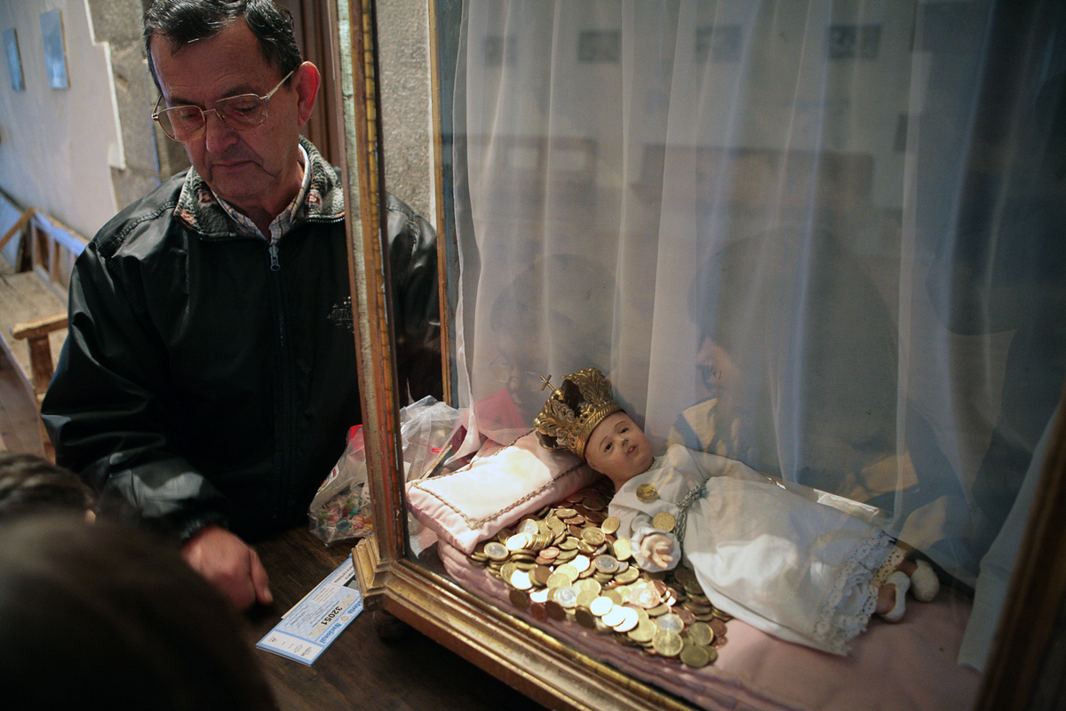 El Manelet dins l'urna