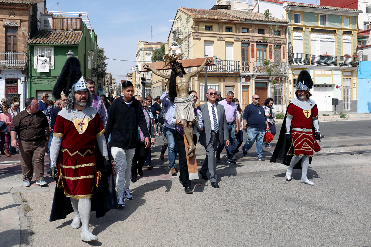 Soldats custiodiant un Crist a València