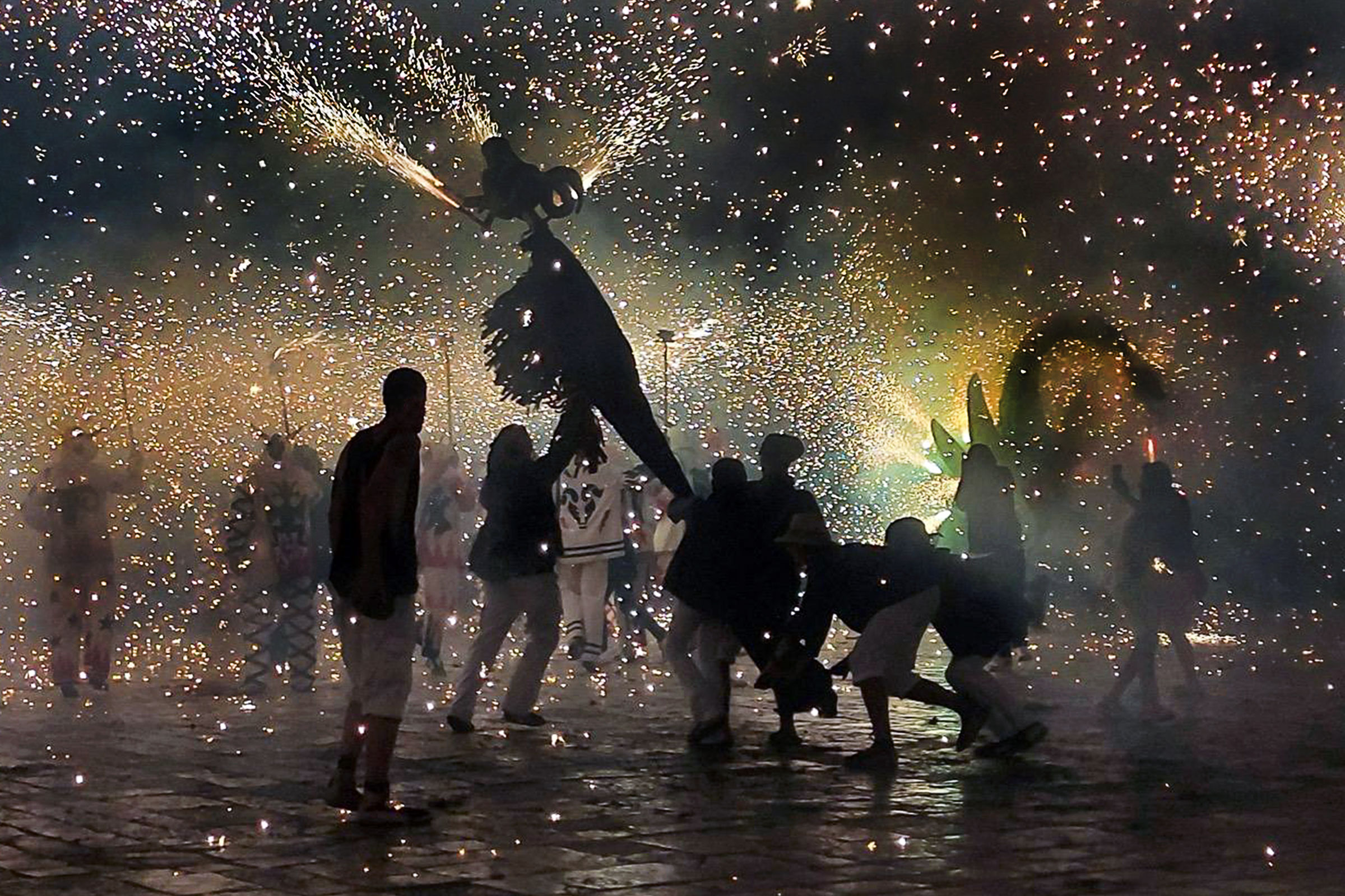 Cercavila de foc a Reus
