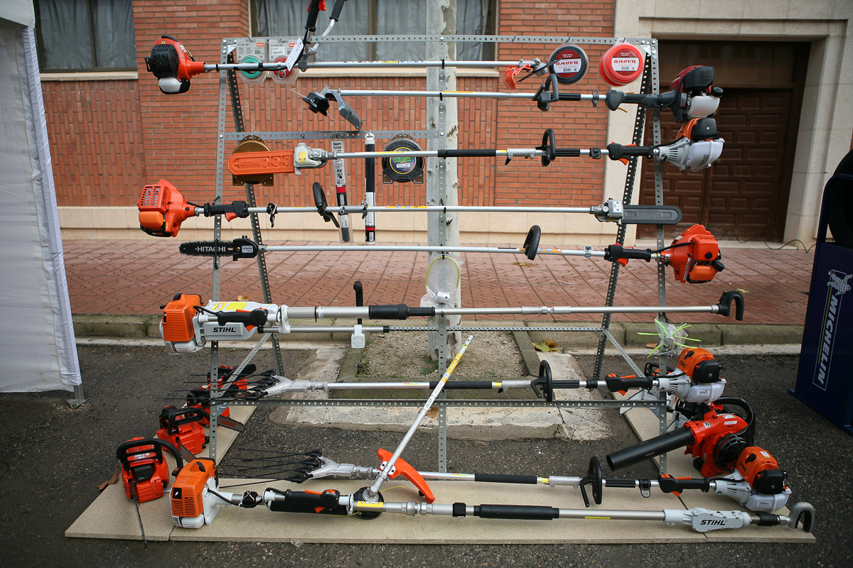 Eines per treballar les oliveres