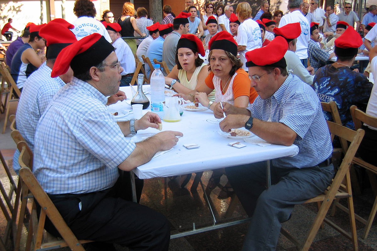 El concurs de menjadors de botifarra amb mongetes