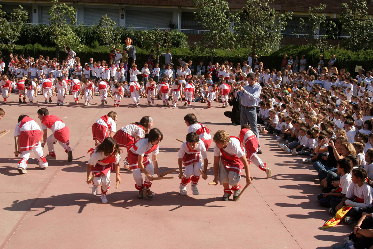 Ball de bastons de les escoles