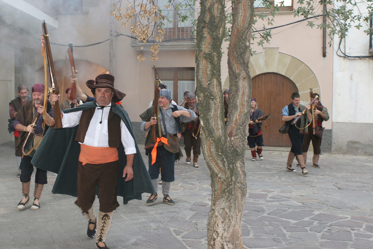 En Tocasons i els seus, entrant al poble
