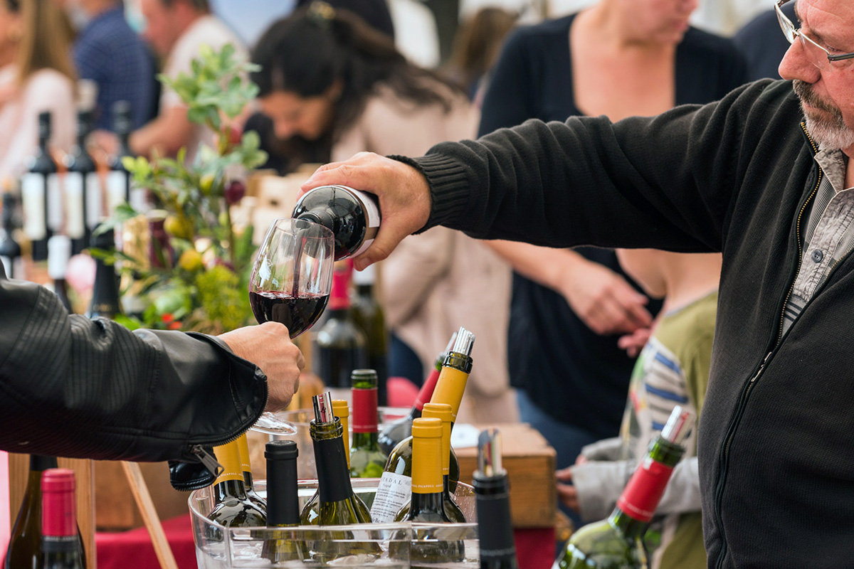 Tast de vins. Foto: Oscar Rodbag