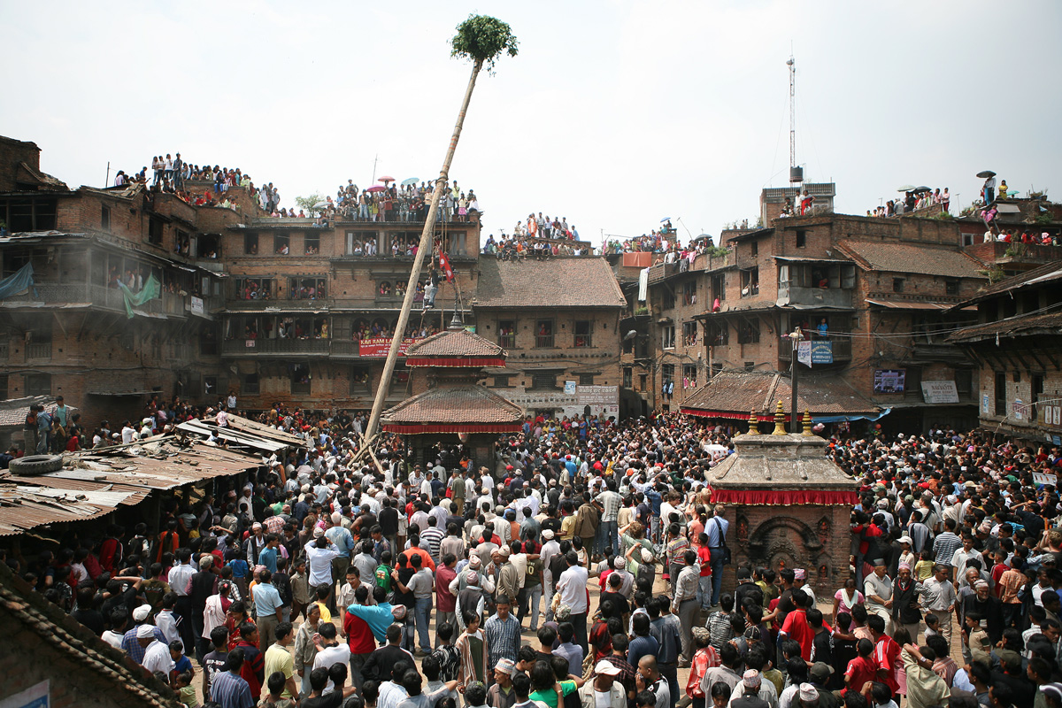 Festa de l'arbre a Bhaktapur (Nepal). Foto: Manel Carrera i Escudé