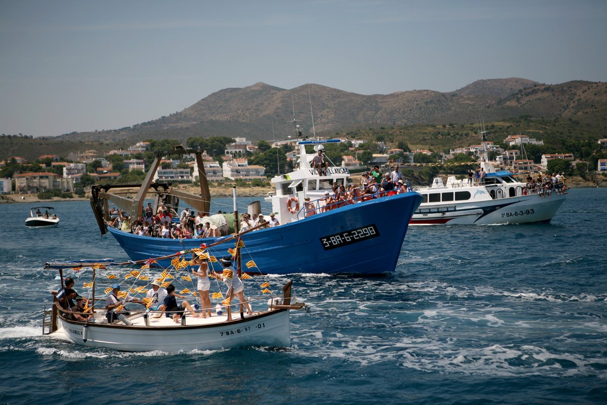 Barques engalanades