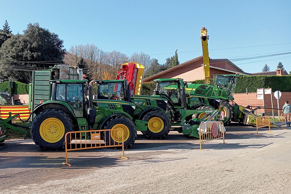 Tractors en exposició i venda