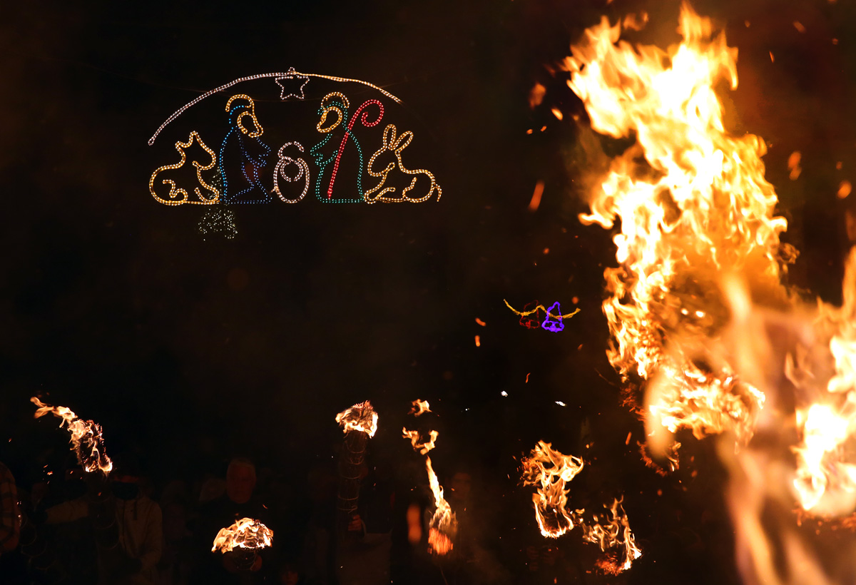 El foc de la nit de Nadal. Foto: Manel Carrera Escudé