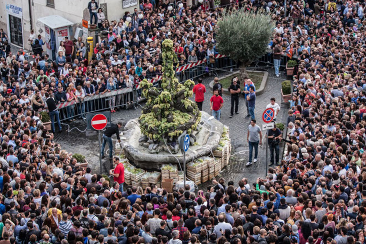 Font de vi a Marino, Itàlia