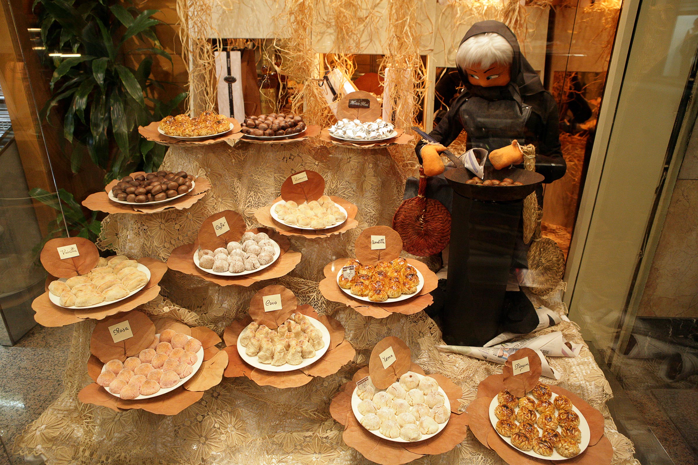 Panellets de tots els gustos. Foto: Manel Carrera