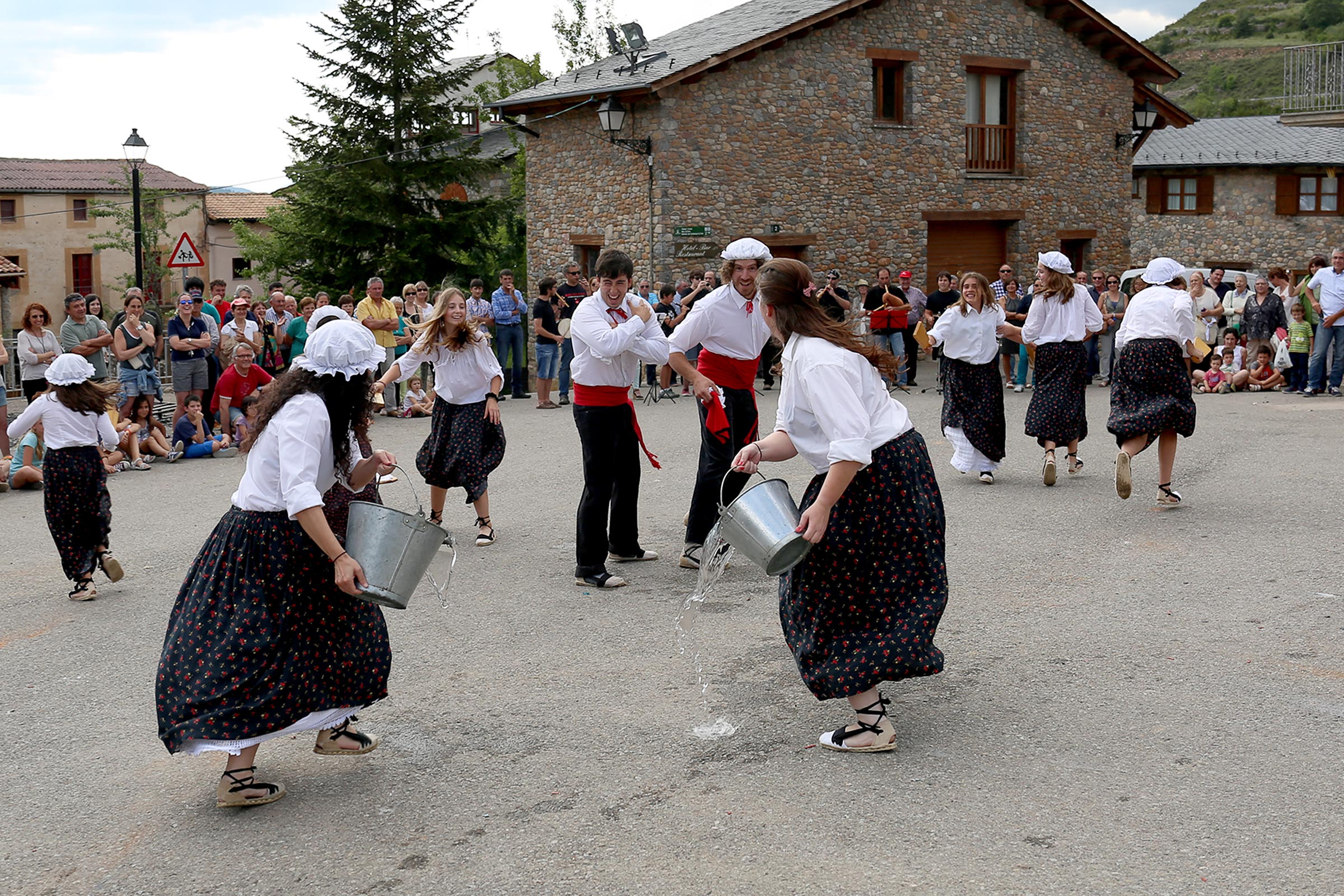 Festa Major i Ball de les Rentadores de Riu de Cerdanya