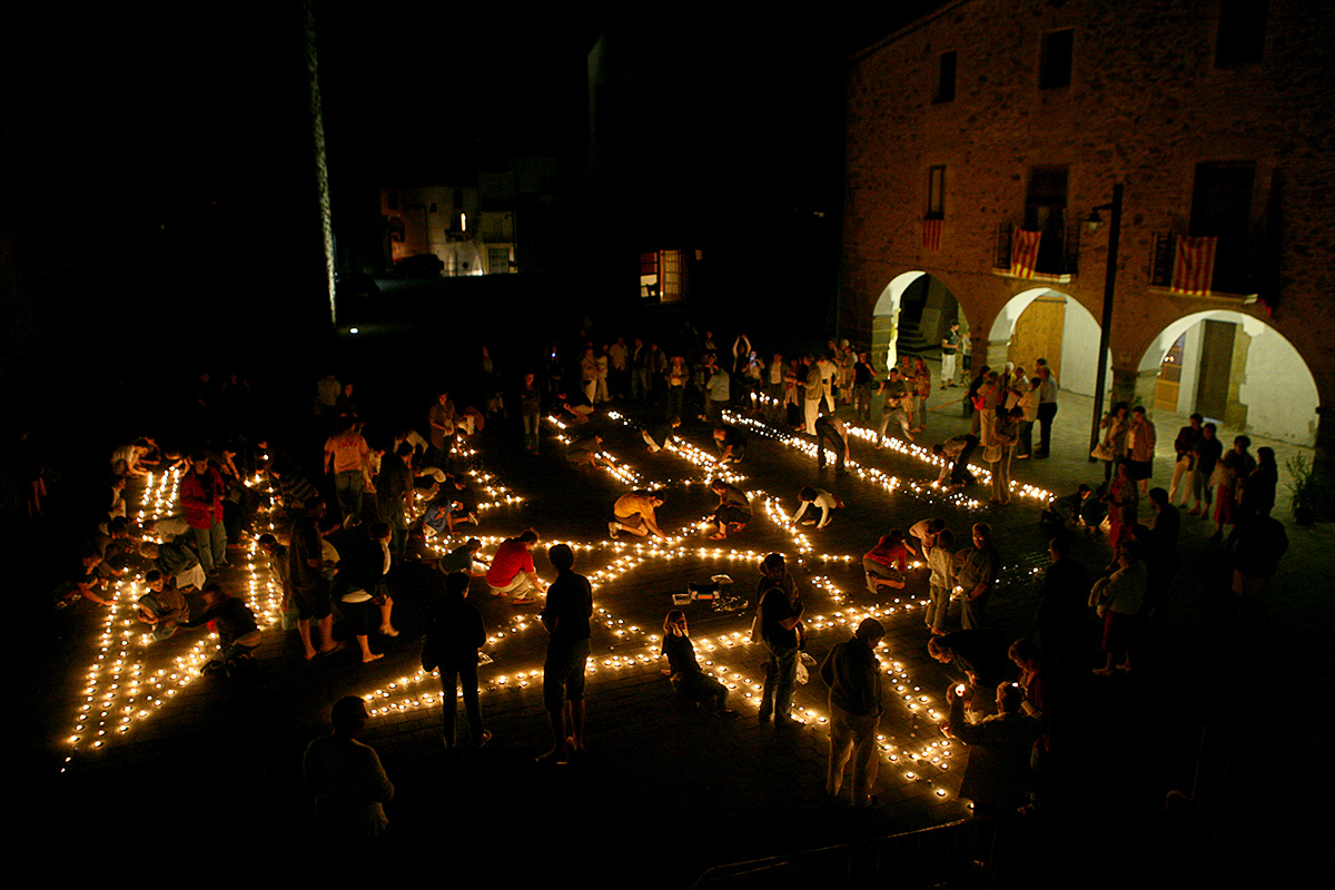 L'estelada de llum acaba apareixent (2010)