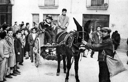 Sant Quintí de Mediona. Passeig del Carnestoltes