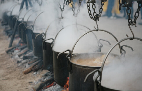 Les calderes fumejant