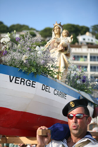 Mariner carregant la imatge