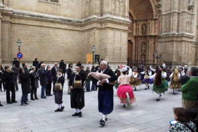 Sortida de la Seu dels xeremiers i cavallets