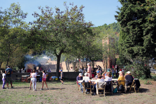 Dinar popular