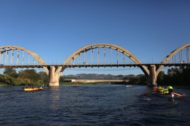 A punt de fer la ciavoga al pont