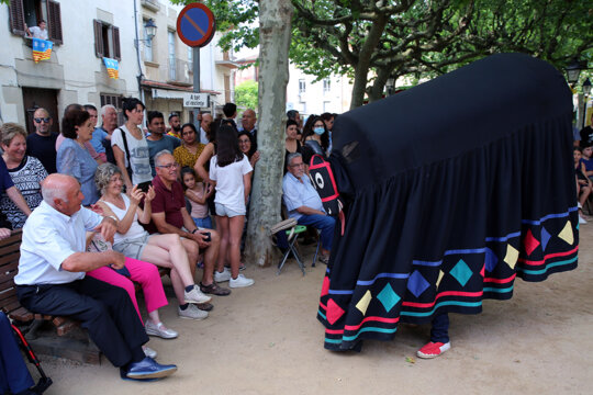 A punt per embestir