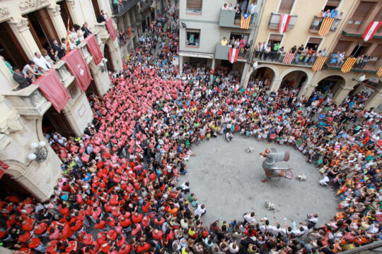 L'Àliga a la plaça del Blat