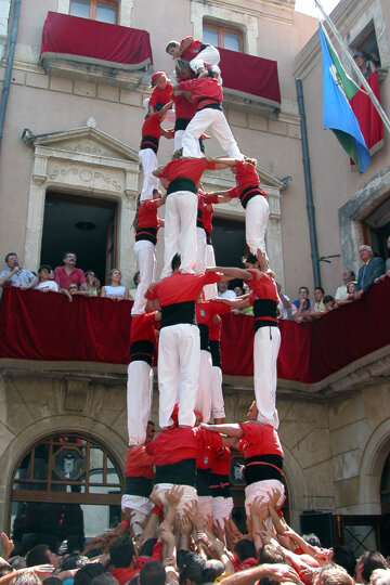 Actuació castellera dels Nens del Vendrell