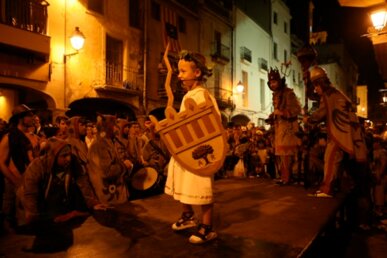 El petit sant Miquel lluitant contra els diables
