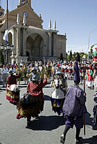Ball de cavallets davant el santuari