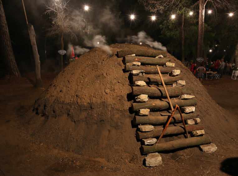 Festa de la carbonera a Sant Climent de Peralta