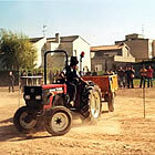La Gimcana amb tractors
