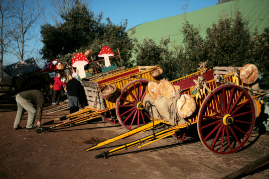 Alguns carros abans de sortir al Passant