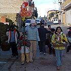 La comitiva, amb el gall i sant Nicolau
