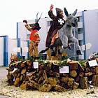 Un altre fogueró decorat