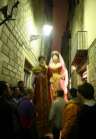 Les gegantes a la Baixada de Santa Eulàlia