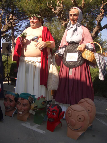 Els dos gegants de la festa: El Bacus i la Quaresma