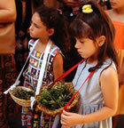 Dues nenes al cercavila de l'espígol. Foto: Salvador Palomar