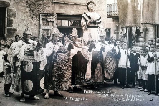 Cavallins i geganta als anys 20 Foto: Valentí Fargnoli