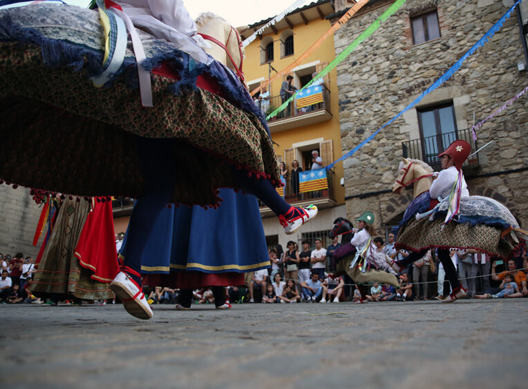 Els dos capitans durant la Sardana Curta