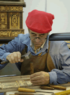 Un artesà a la Fira de Calella i l'Alt Maresme