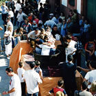 La piada davant el Sindicat