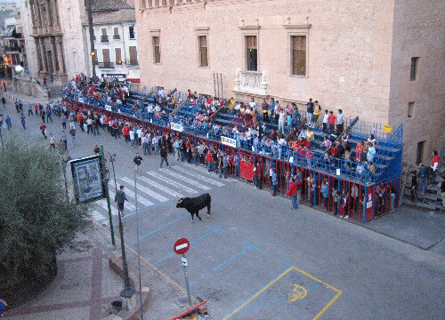 La setmana posterior a Sant Miquel, Llíria vibra amb els bous