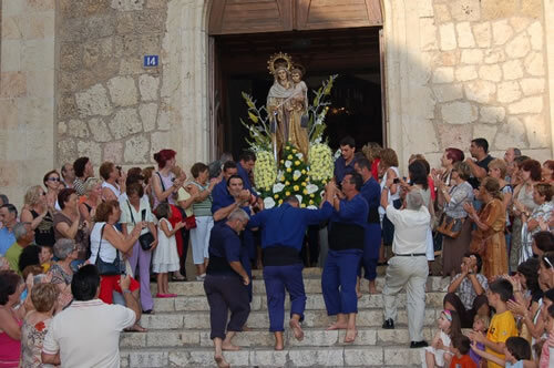 La sortida de la imatge de l'església