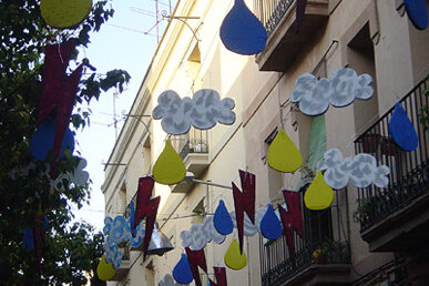 Llamps i trons al carrer Sagunt, el 2003