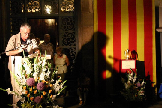 Els parlaments al Fossar (Foto: Bernat Ferrer)
