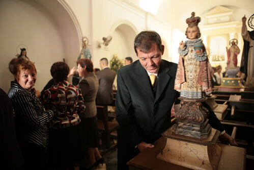 Just abans d'iniciar-se la concorreguda processó