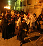 La comitiva amb els sants i els dimonis
