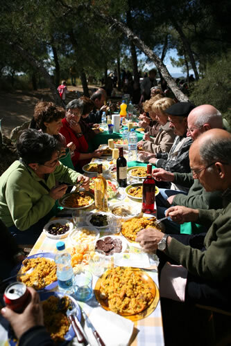 Dinar amb els amics i familiars