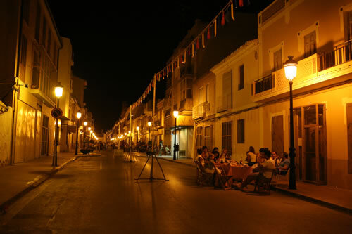 Sopar familiar sota la cordà